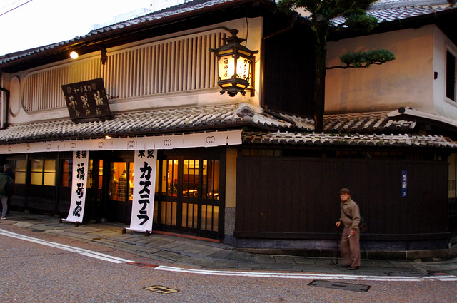 長崎市街のカステラ屋さん